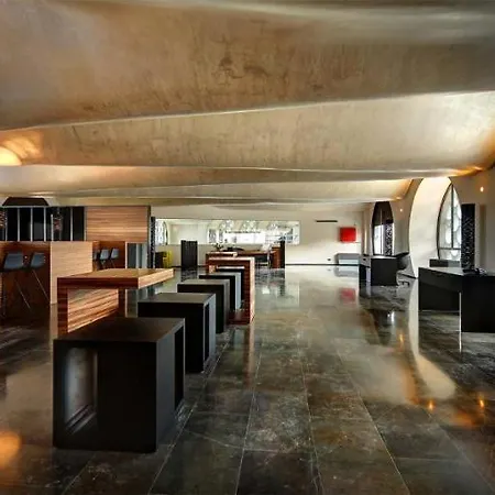 Mastinell Cava & Boutique By Olivia Collection Hotel